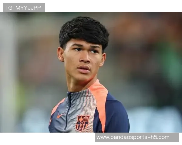 伯纳尔考虑一月租借离队机会巴萨出场机会有限